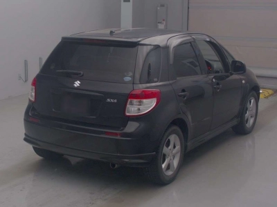 SUZUKI SX4