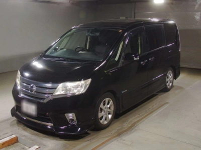 NISSAN SERENA