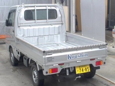 NISSAN NT100 CLIPPER