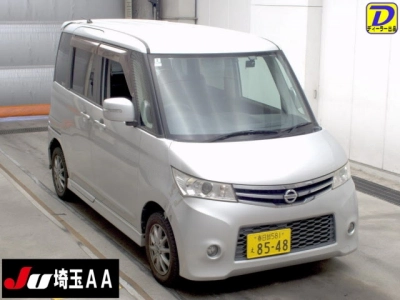NISSAN ROOX