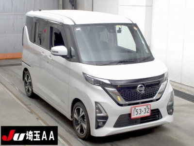 NISSAN ROOX