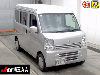 NISSAN NV100 CLIPPER