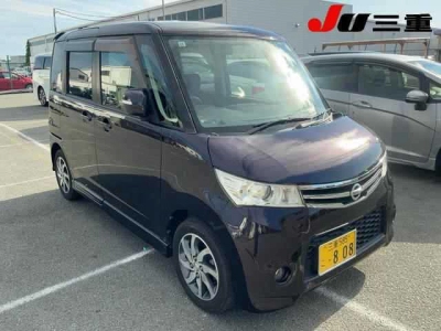 NISSAN ROOX