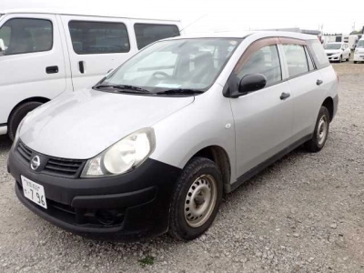 NISSAN AD VAN