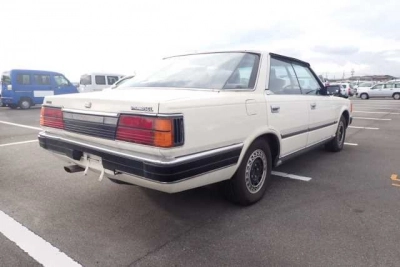 NISSAN GLORIA