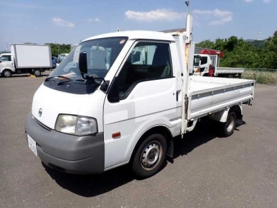 NISSAN VANETTE TRUCK