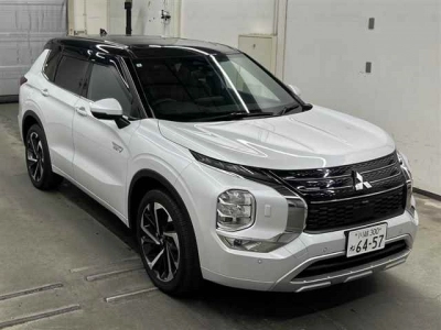 MITSUBISHI OUTLANDER PHEV