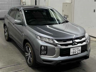 MITSUBISHI RVR