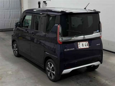 MITSUBISHI EK X SPACE