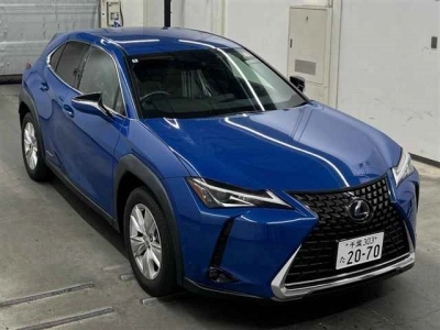 LEXUS UX