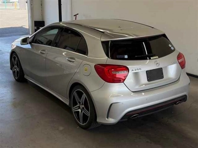 MERCEDES BENZ A CLASS