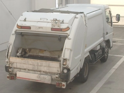 MITSUBISHI CANTER