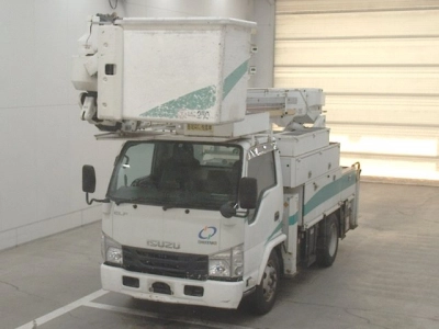 ISUZU ELF