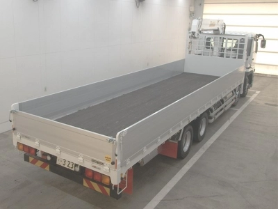 MITSUBISHI FUSO