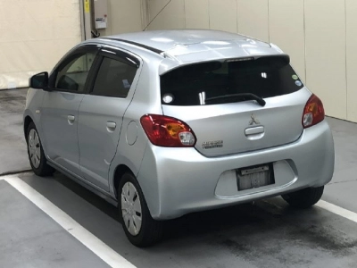 MITSUBISHI MIRAGE