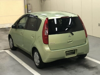 MITSUBISHI COLT