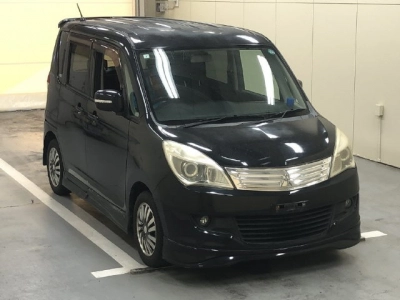 MITSUBISHI DELICA D:2