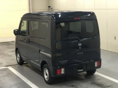 NISSAN CLIPPER