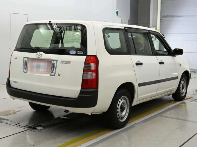 TOYOTA SUCCEED VAN