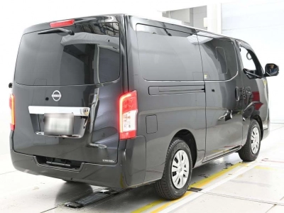 NISSAN CARAVAN