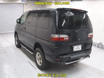 MITSUBISHI DELICA SPACE GEAR
