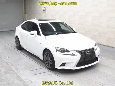 LEXUS IS