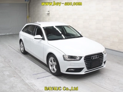 AUDI A4 AVANTE