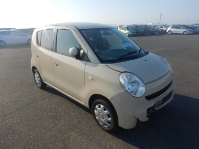 SUZUKI MRWAGON