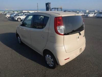 SUZUKI MRWAGON