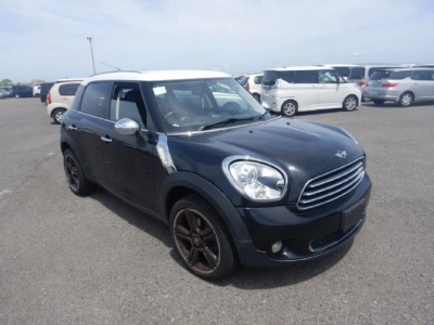 MINI MINI CROSSOVER