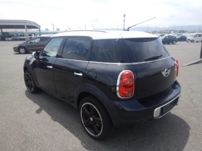 MINI MINI CROSSOVER