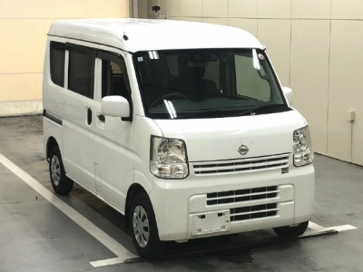 NISSAN NV100 CLIPPER