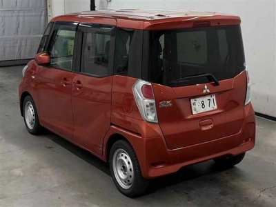 MITSUBISHI EK SPACE