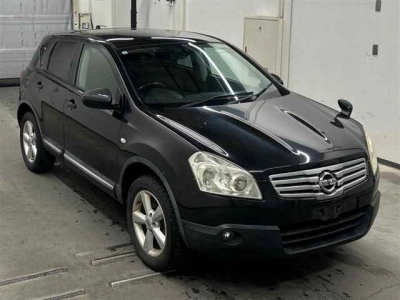 NISSAN DUALIS