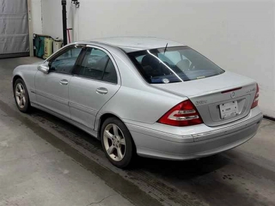 MERCEDES BENZ C CLASS
