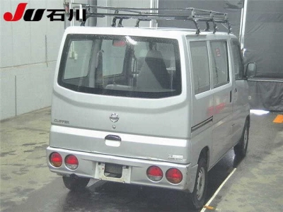 NISSAN CLIPPER VAN