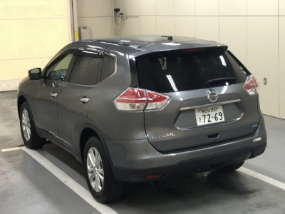 NISSAN X-TRAIL