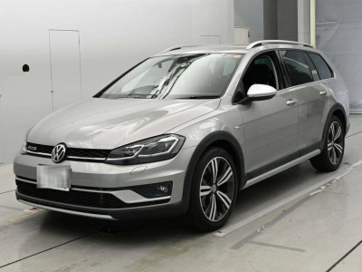 VOLKSWAGEN GOLF ALLTRACK
