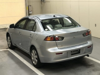 MITSUBISHI GALANT FORTIS