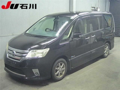 NISSAN SERENA