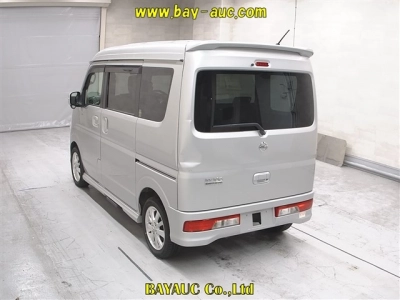 NISSAN NV100 CLIPPER RIO