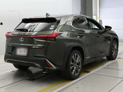 LEXUS UX