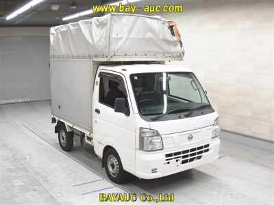 NISSAN NT100 CLIPPER