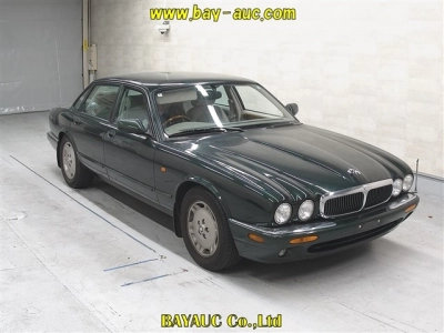 JAGUAR XJ6