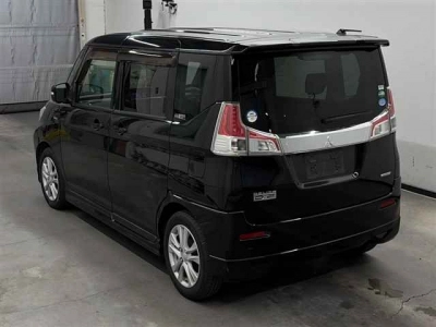 MITSUBISHI DELICA D:2