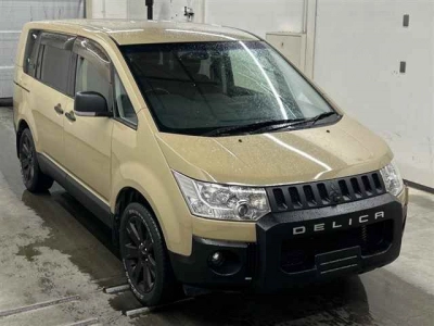 MITSUBISHI DELICA D:5
