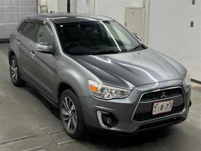 MITSUBISHI RVR