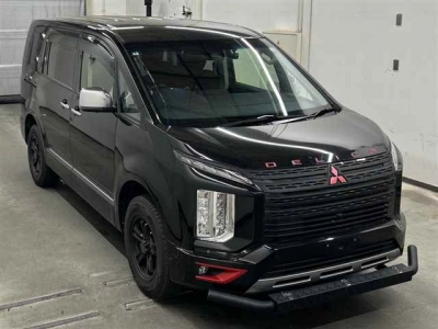 MITSUBISHI DELICA D:5