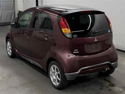 MITSUBISHI I