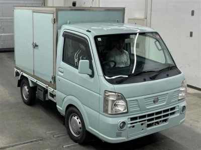 NISSAN NT100 CLIPPER